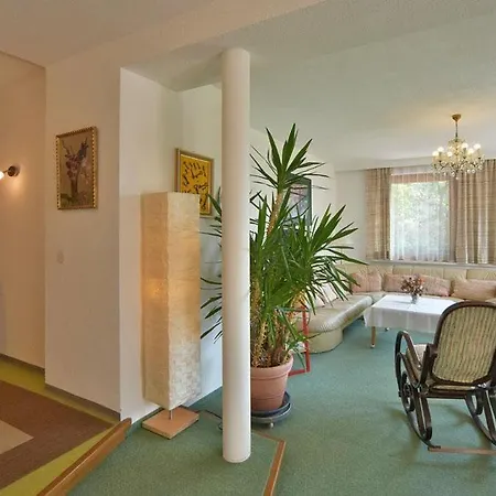 - Mag. Scholz سيبودن