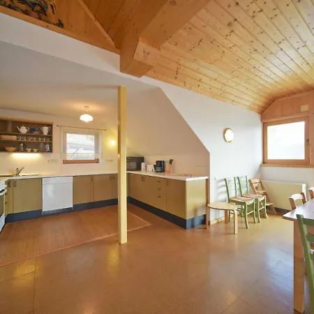 - Mag. Scholz بيت للعطل