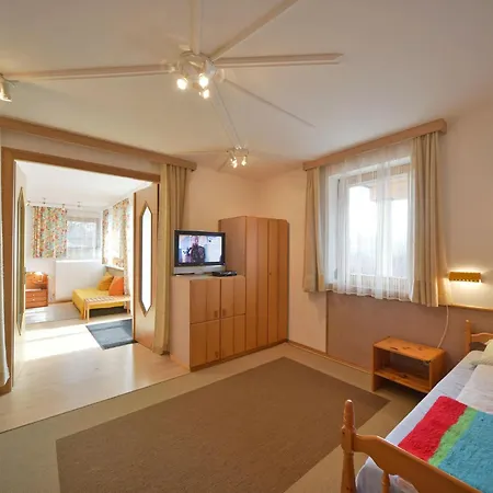 - Mag. Scholz بيت للعطل