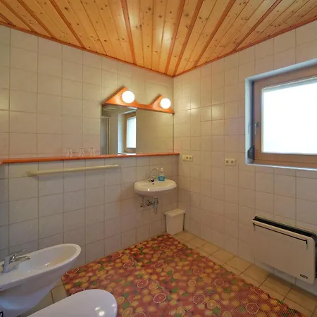 - Mag. Scholz بيت للعطل