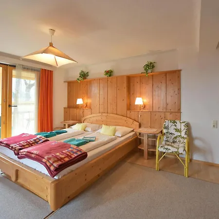 - Mag. Scholz * سيبودن